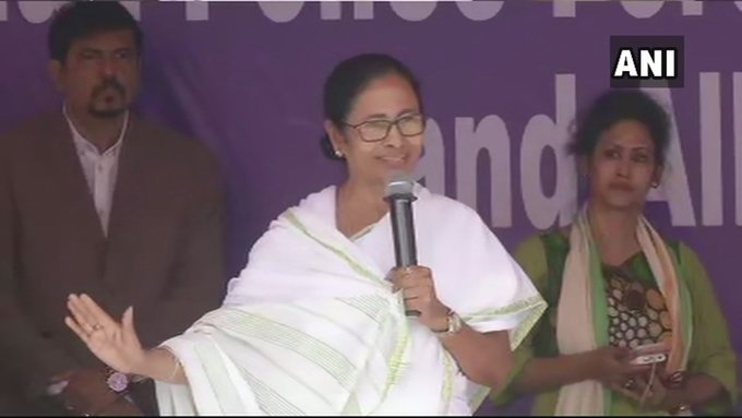 पुलिस कमिश्नर राजीव कुमार को गिरफ्तारी से राहत, ममता ने बताया ‘जनता की जीत’