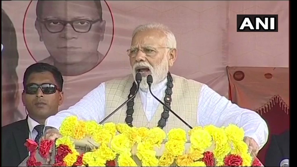 पीएम मोदी की रैली में अव्यवस्था से भगदड़, सिर्फ 14 मिंनट में समाप्त करना पड़ा भाषण