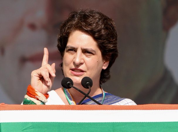 कांग्रेस नेता का दावा : प्रियंका वाराणसी से चुनाव लड़ीं तो बुरी तरह हारेंगे मोदी