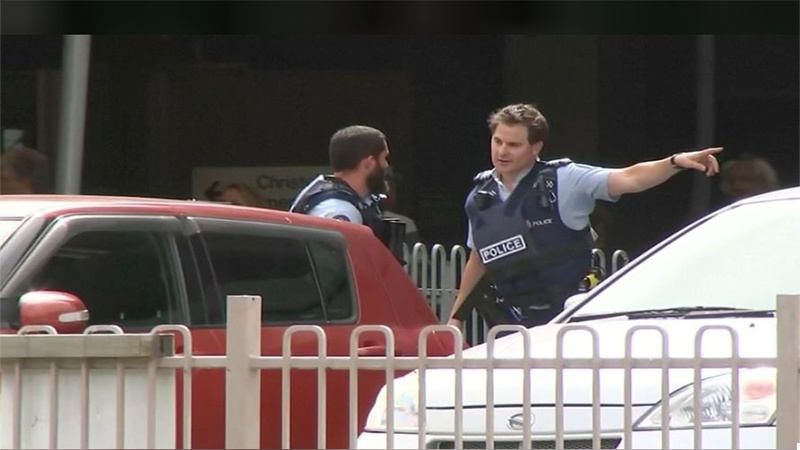 न्यूजीलैंड की दो मस्जिदों में अंधाधुंध फायरिंग, 49 की मौत – कई घायल