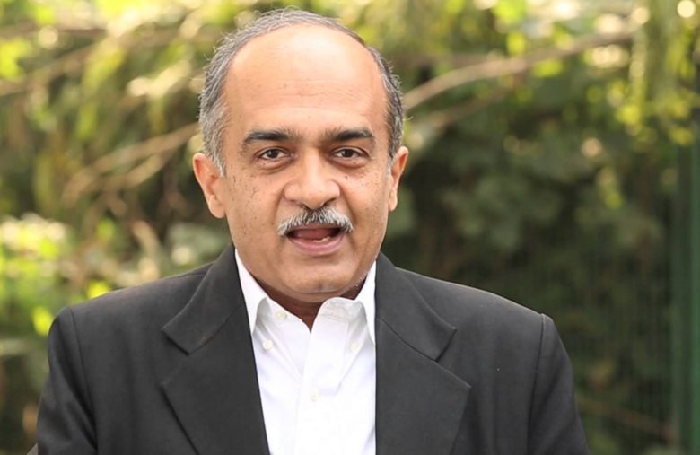 अवमानना मामले में अपने ट्वीट के एक हिस्से पर प्रशांत भूषण ने मांगी माफ़ी