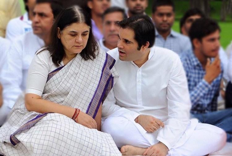 बीजेपी ने वरुण गांधी और मेनका गांधी की सीटें बदलीं, कई मौजूदा सांसदों के टिकिट काटे