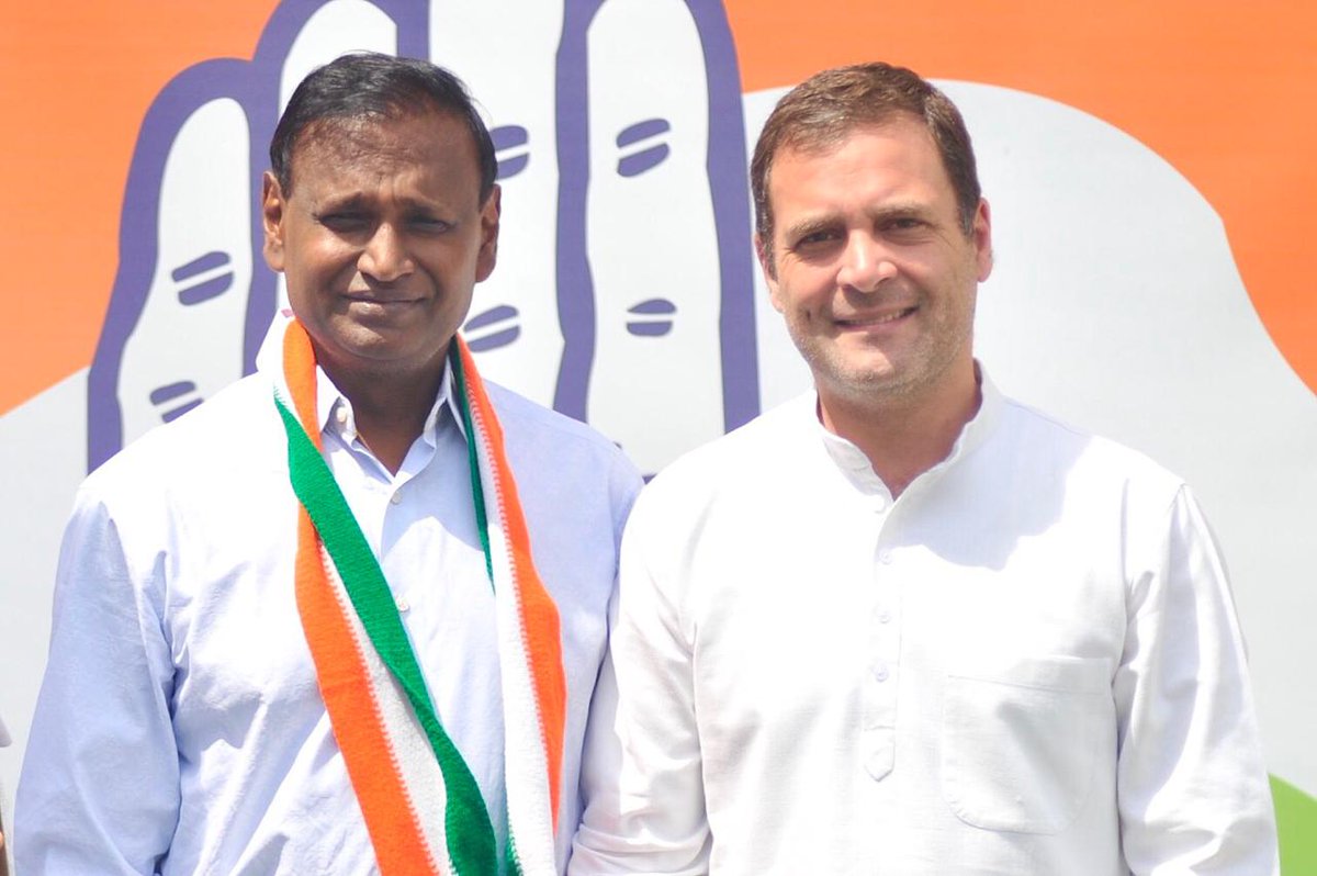 नाराज़ बीजेपी सांसद उदित राज ने थामा कांग्रेस का हाथ