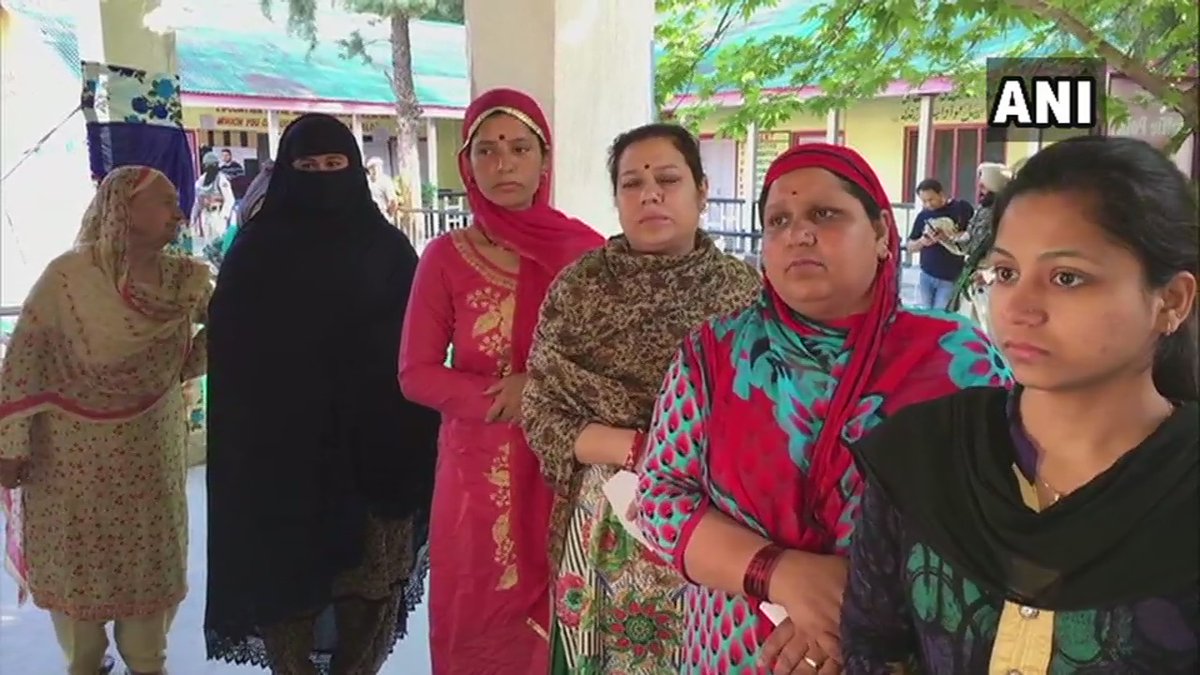 दूसरे चरण का चुनाव सम्पन्न, पढ़िए कहाँ कितने पड़े वोट