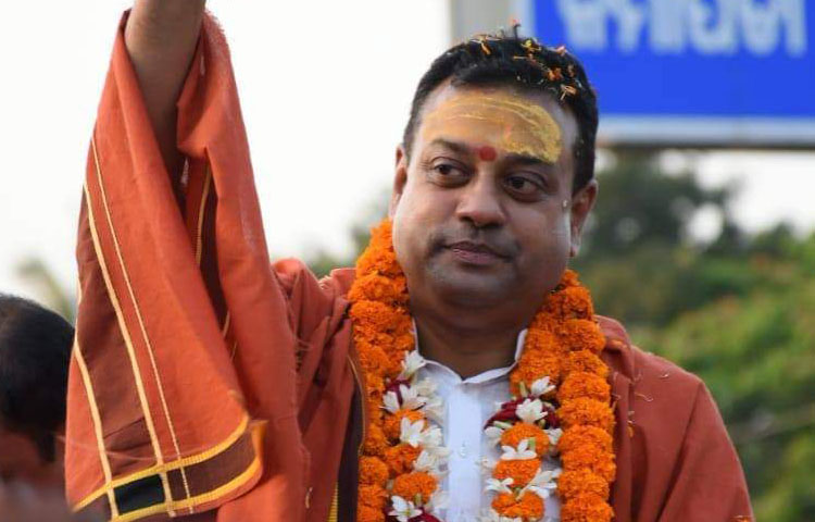 संबित पात्रा को पुलिस ने भेजा तीसरा नोटिस, हाज़िर नहीं हुए तो और बढ़ेंगी मुश्किलें