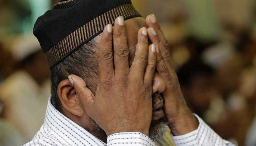 रोज़े न रखने वाले लोगों को पकड़ने के लिए मलेशिया पुलिस ने अपनाया ये तरीका