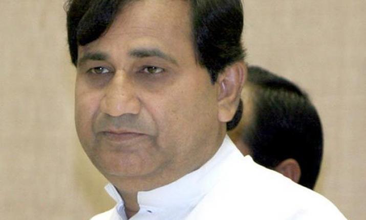 मधुवनी से निर्दलीय चुनाव लड़ रहे शकील अहमद कांग्रेस से निलंबित