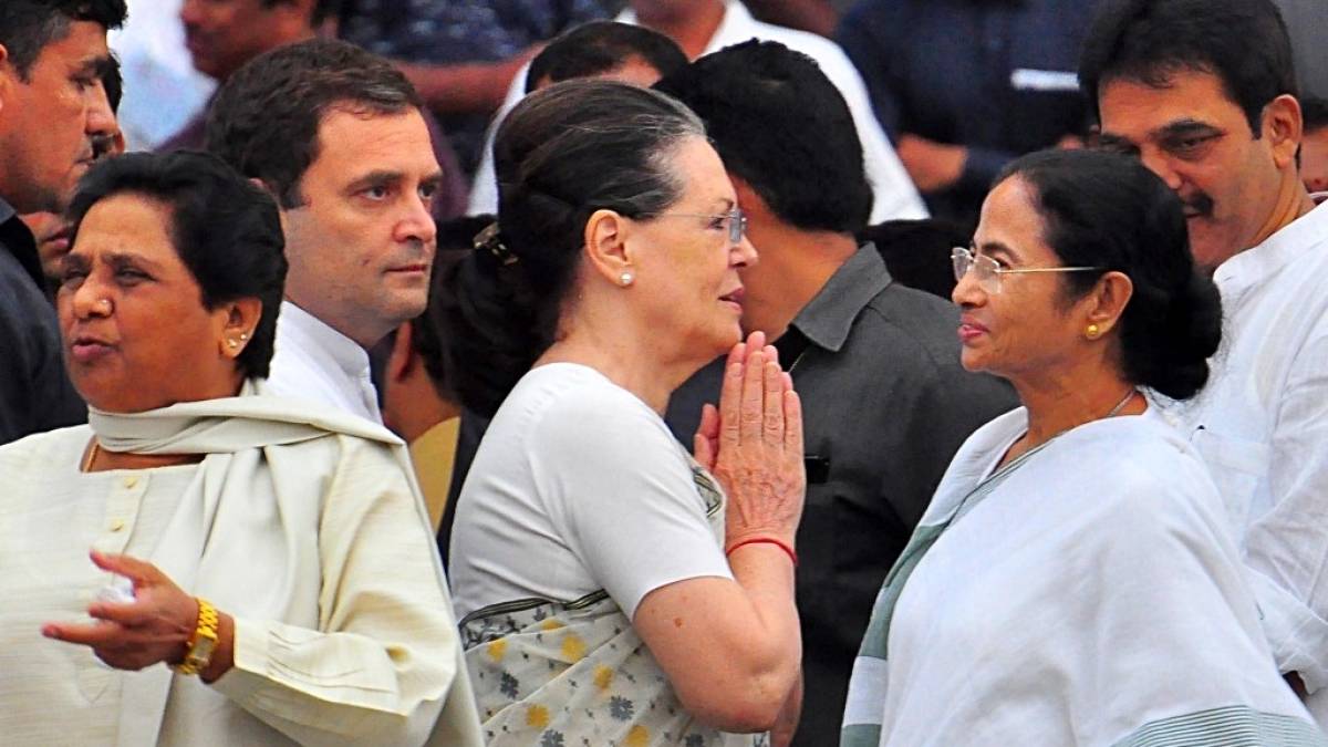 चुनाव परिणाम आने से पहले सोनिया ने शुरू की विपक्षी दलों से बातचीत