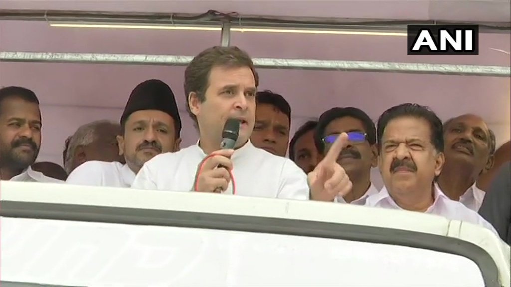 वायनाड में बोले राहुल: नफरत और झूठ का ज़हर फैलाकर देश को बाटते हैं पीएम मोदी
