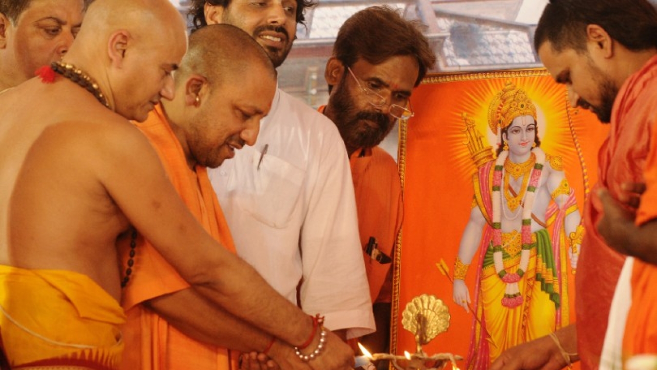 उत्तर प्रदेश सरकार का आदेश: दीपावली पर रात 08 बजे से 10 बजे तक ही चला सकेंगे पटाखे