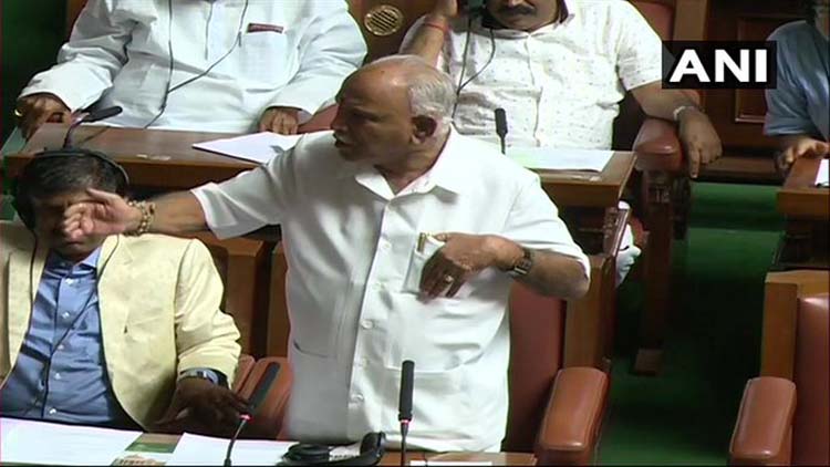 कर्नाटक: देखते रह गए येदुरप्पा, 22 जुलाई तक के लिए विधानसभा स्थगित