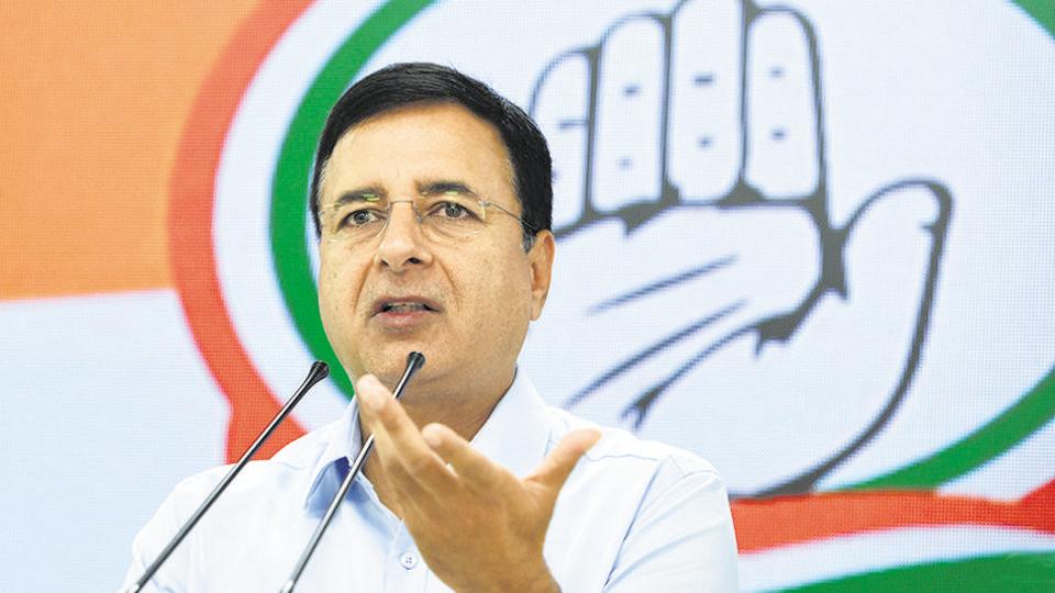 घोटालेबाज़ों के क़र्ज़ माफ़ किये जाने को लेकर कांग्रेस ने मोदी सरकार से पूछे 5 सवाल
