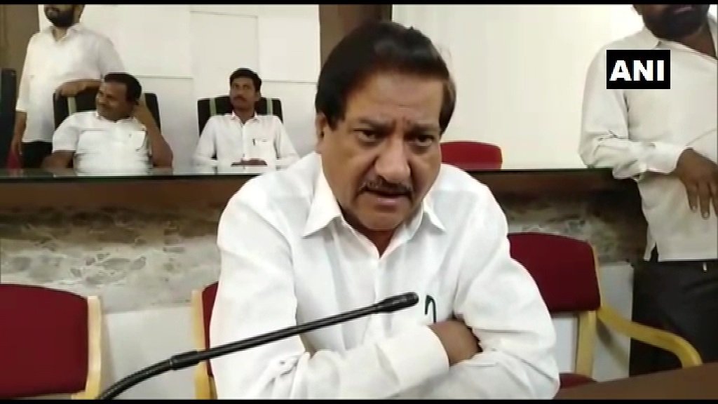 महाराष्ट्र: बीजेपी-शिवसेना की तकरार पर कांग्रेस ने चला ये दांव