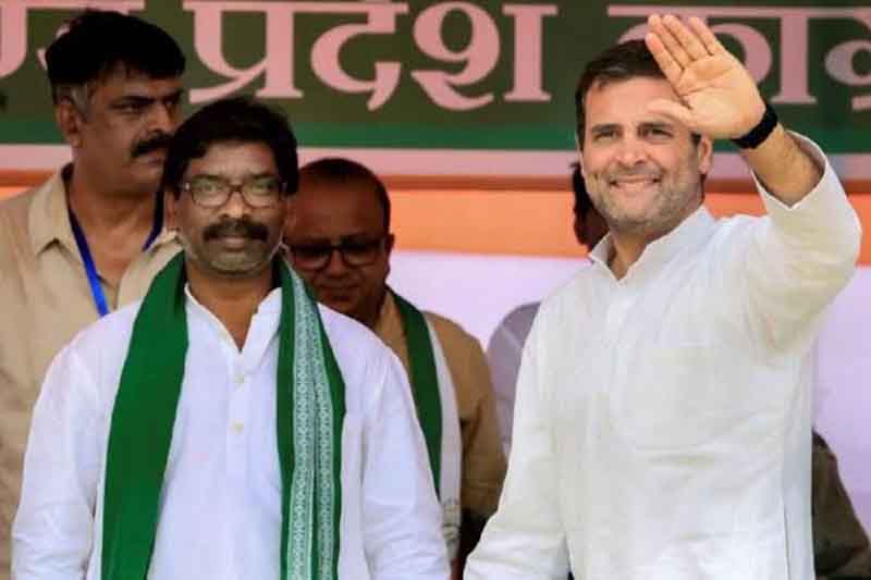झारखंड चुनाव: कांग्रेस-जेएमएम बहुमत के पार, औंधे मूँह गिरा बीजेपी का 65 पार का नारा