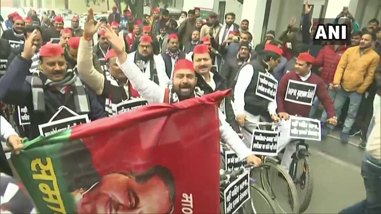 अखिलेश बोले ‘बीजेपी बहुमत की ताकत से कुचल रही लोकतंत्र’