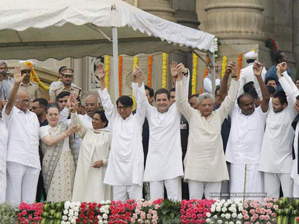 सीएए-एनआरसी के खिलाफ रणनीति के लिए विपक्ष ने सोमवार को बुलाई अहम बैठक