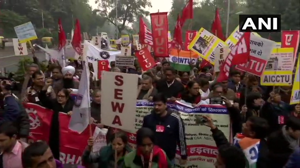 मोदी सरकार की नीतियों के खिलाफ आज दस ट्रेड यूनियनों का भारत बंद