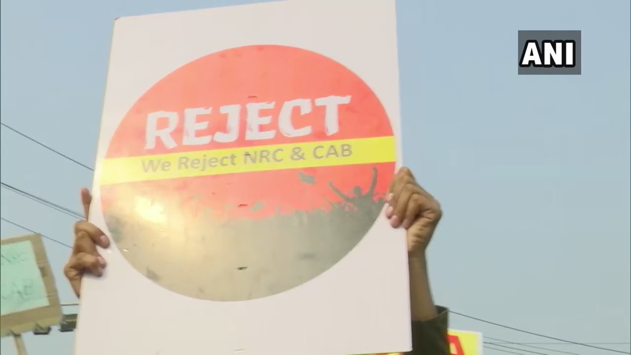 पाक हिन्दुओं ने ख़ारिज किया सीएए, कहा ‘भारत के पीएम का नागरिकता ऑफर स्वीकार नहीं’