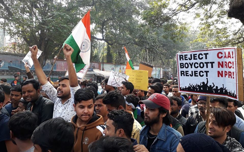 नागरिकता कानून पर सरकार के घुटने टेकने तक जारी रखे जायें धरने: दारुल उलूम