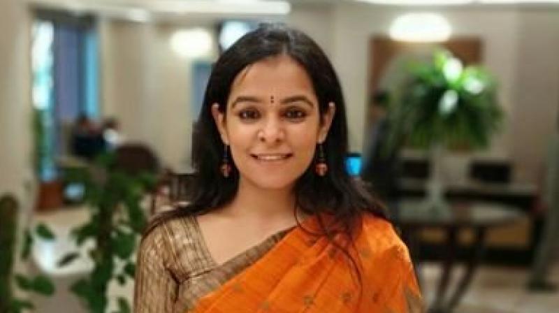 Gunja Kapoor is a Modi Bhakt, Followed by PM Modi on Twitter