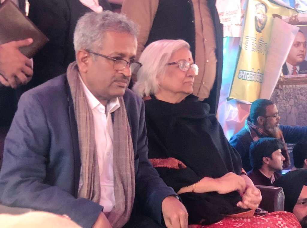 शाहीन बाग़: दूसरे दिन भी नहीं निकला कोई हल, लोगों ने कहा ‘पहले वापस हो सीएए’