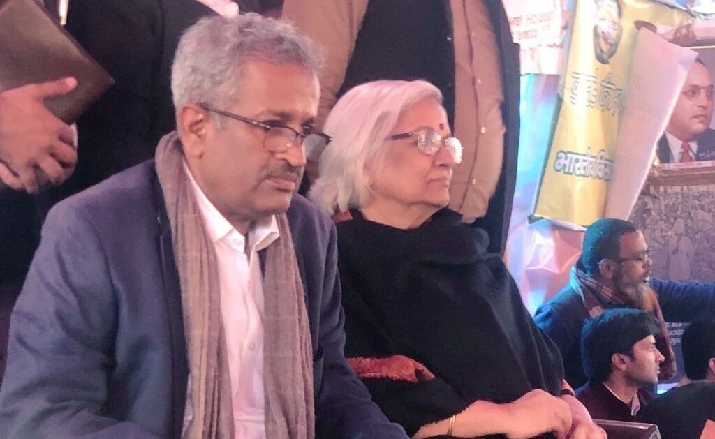 शाहीन बाग़ में फिर बातचीत करने पहुंचे वार्ताकार