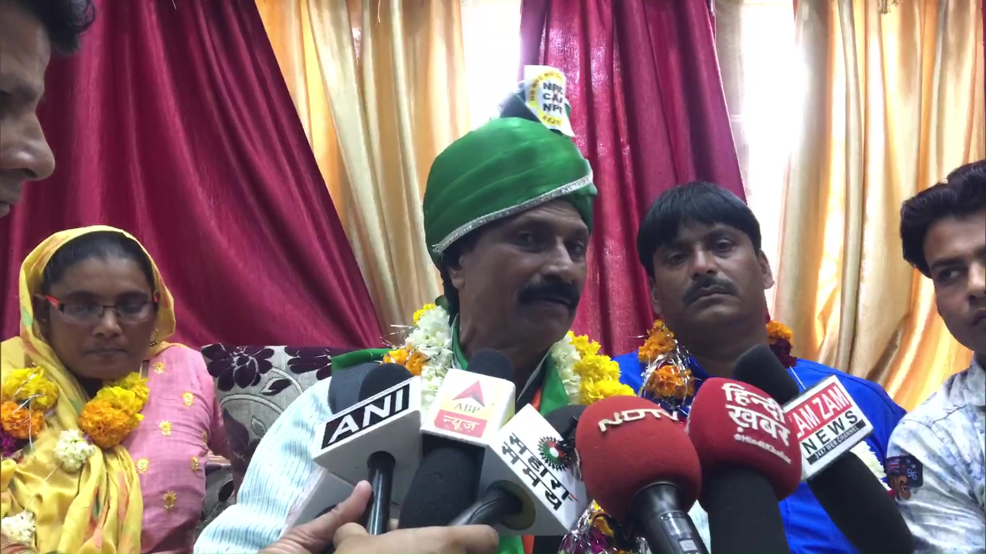 बीजेपी पार्षद ने छोड़ी पार्टी, पार्टी पर लगाया साम्प्रदायिकता परोसने का आरोप