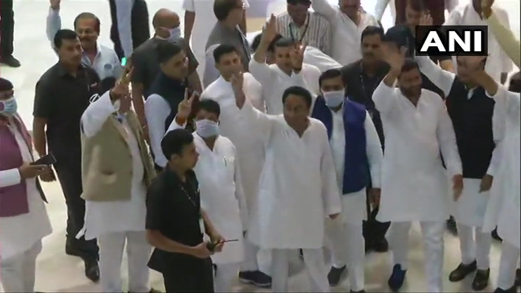 सिंधिया के गढ़ में दौड़ेगी कांग्रेस की बस, दिग्गज होंगे सवार, जनता को बताएंगे सच्चाई