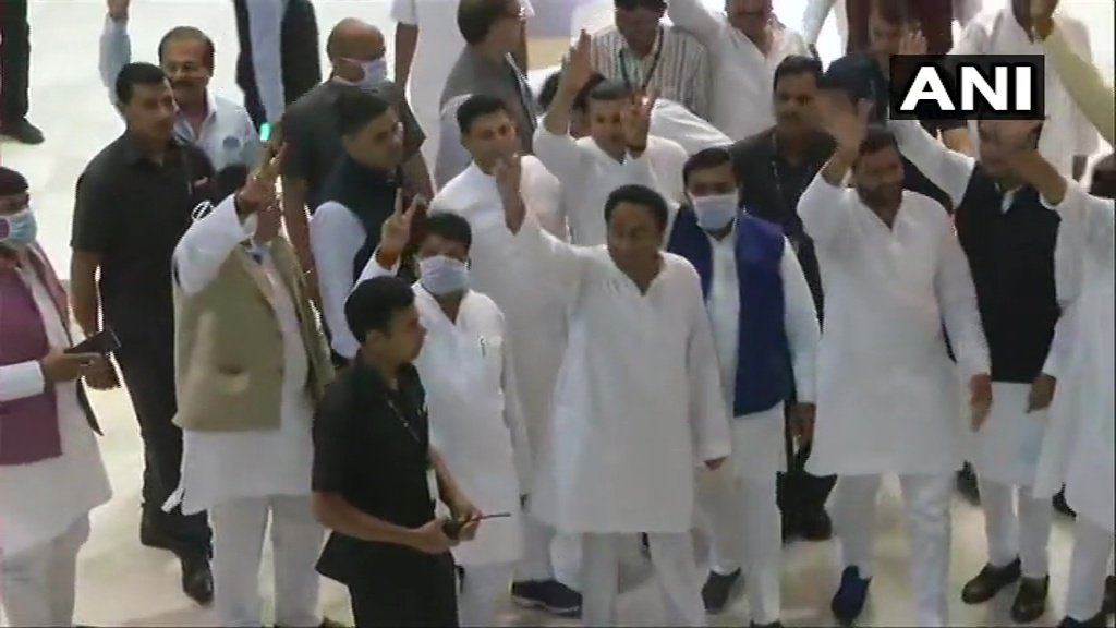 सिंधिया के गढ़ में दौड़ेगी कांग्रेस की बस, दिग्गज होंगे सवार, जनता को बताएंगे सच्चाई