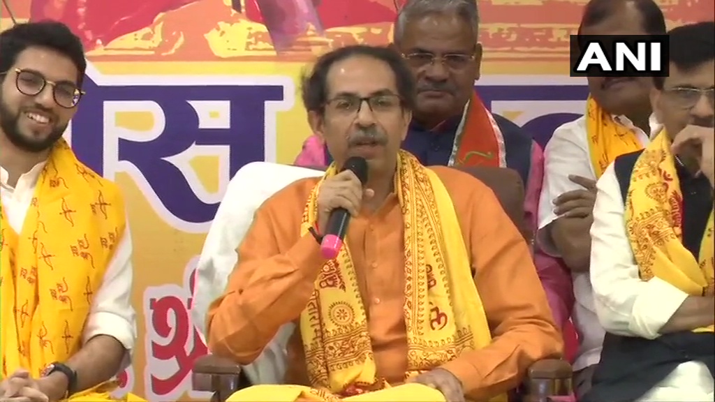 अयोध्या में बोले उद्धव ठाकरे: बीजेपी से अलग हुआ हूँ, हिंदुत्व से नहीं