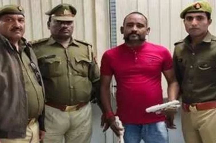 सोशल मीडिया पर पिस्टल दिखाकर दी थी मुसलमानो को धमकी, पहुंचे जेल