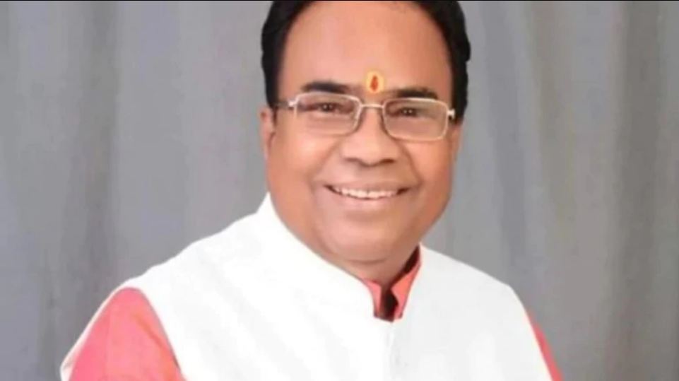 बीजेपी विधायक का वीडियो वायरल ‘मुसलमानो से न खरीदो सामान’, सपा ने किया पलटवार