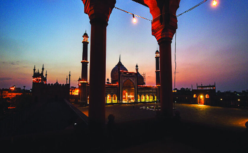 धर्म: रोज़ा, दरअसल मुसलमानों के लिए एक सालाना रिफ्रेशर ट्रेनिंग है