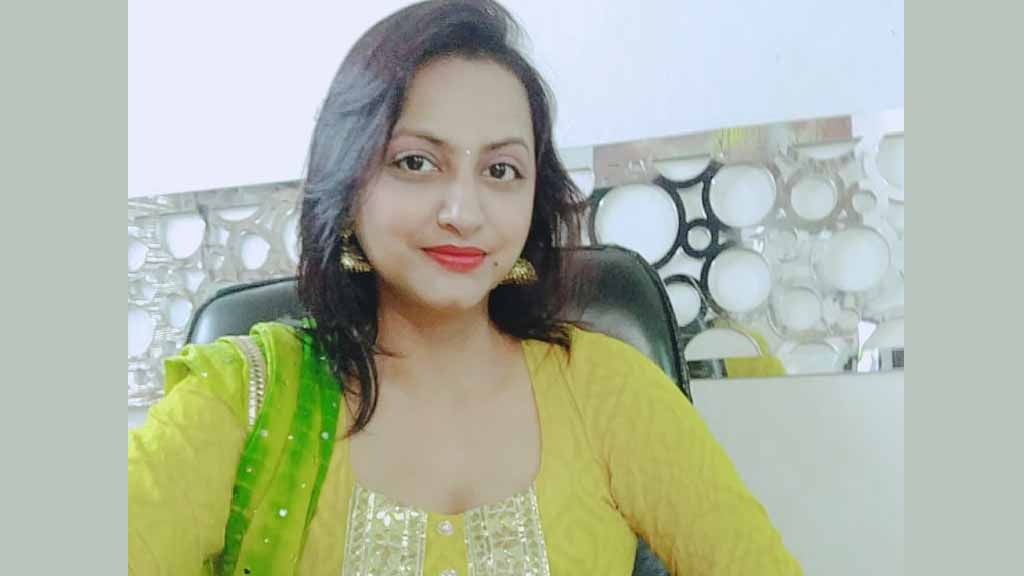 प्रतिदिन सैकड़ो लोगों तक राशन पहुंचा रहीं फराह ग़नी