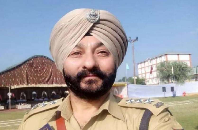 suspended J&K DSP Davinder Singh gets bail in Terror case