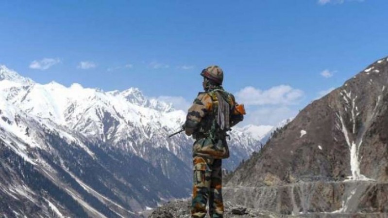 भारत-चीन सैनिको के बीच झड़प में सेना का एक अफसर और दो जवान शहीद