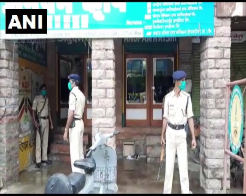 सीएम गहलोत के भाई के यहां ईडी की छापेमारी