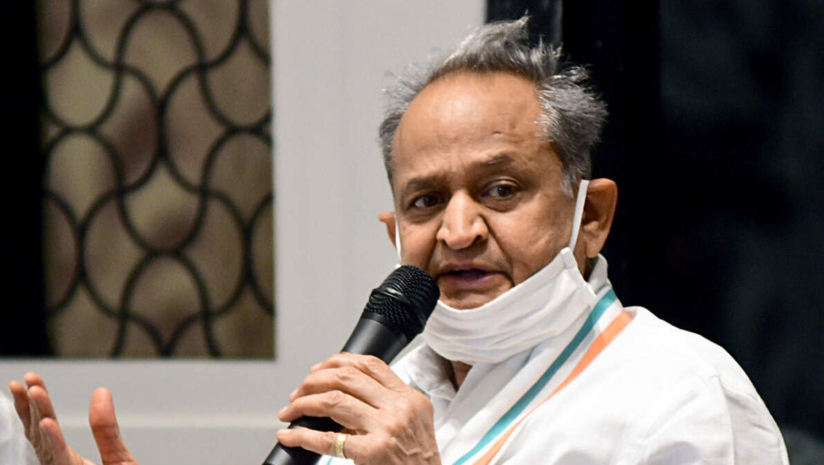 राजस्थान सरकार का बड़ा फैसला: स्कूल फीस में 30 से 40 फीसदी की राहत