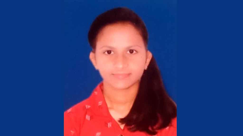 10वीं कक्षा में 97.75% अंक प्राप्त कर कु.धनश्री रही अव्वल