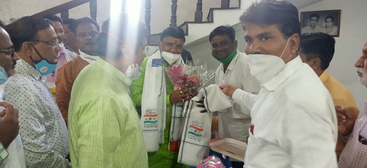 नपा अध्यक्ष ने जल संसाधन मंत्री कावरे से मुलाकात कर रखी कामठी जलाशय के निर्माण की मांग