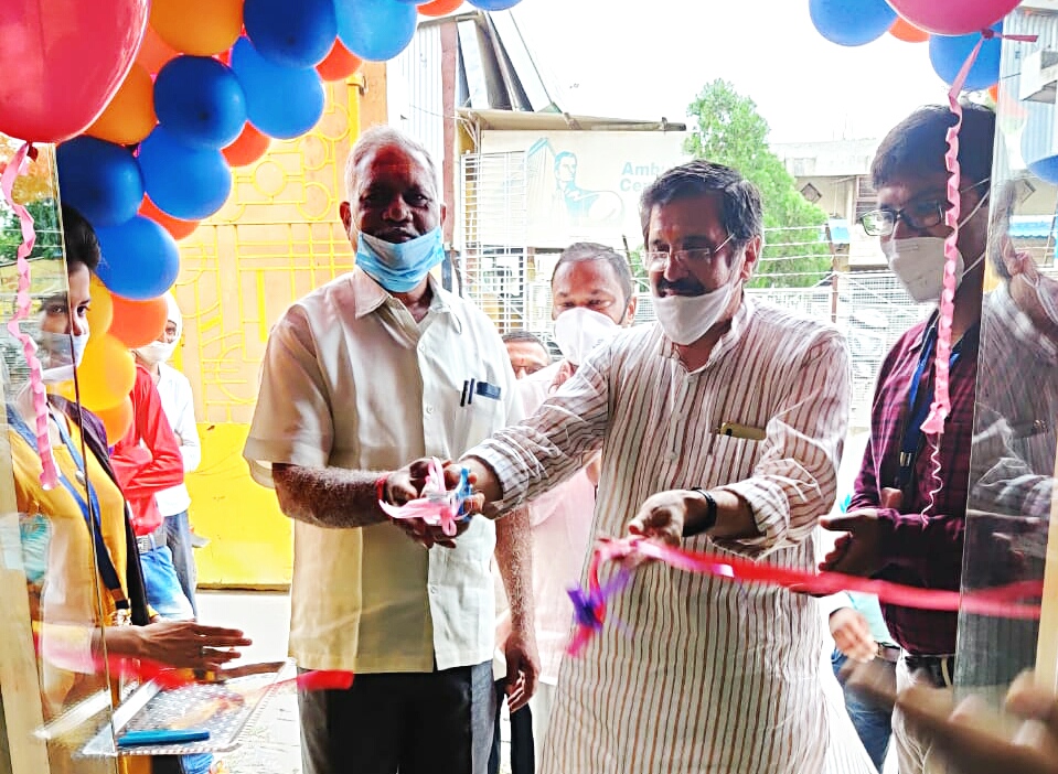 पालिकाध्यक्ष ने जनउत्कर्ष निधि कार्यालय का किया शुभारंभ