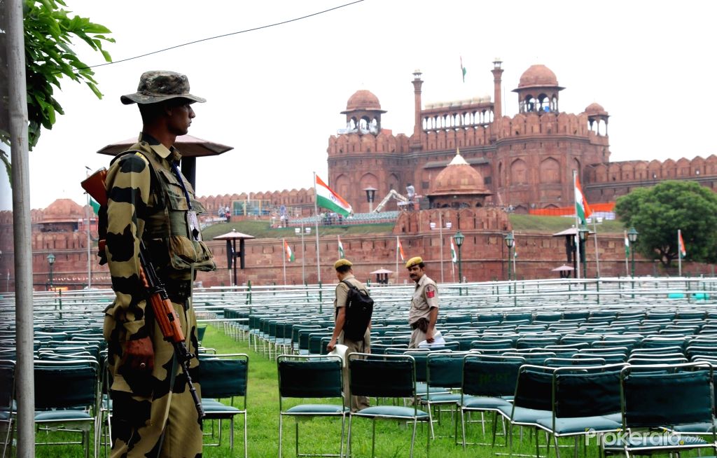 लाल किले पर खालिस्तान का झंडा फहराने की साजिश का खुलासा, बढ़ाई गई सुरक्षा