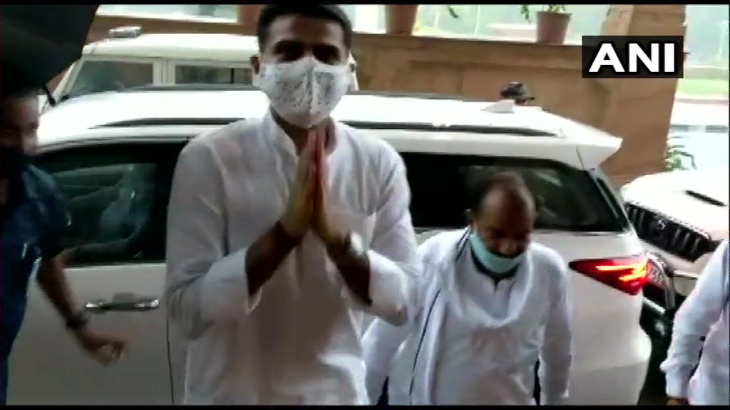 लाइव: विधानसभा में कांग्रेस ने रखा विश्वास मत का प्रस्ताव