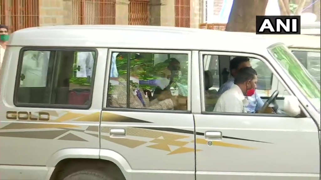 रिया चक्रवर्ती को बायकुला जेल में किया गया शिफ्ट