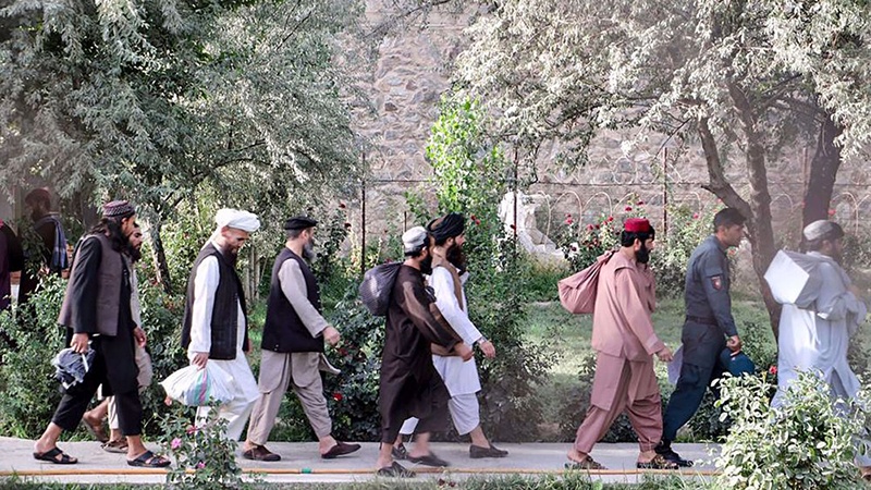 Afghan government says almost all Taliban prisoners freed