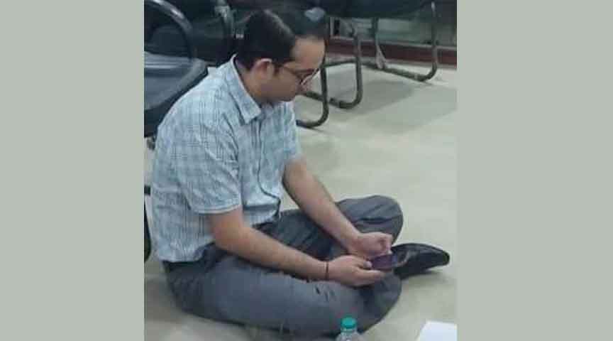 डीएम पर भ्रष्टाचार के आरोप लगाने वाले एसडीएम सस्पेंड