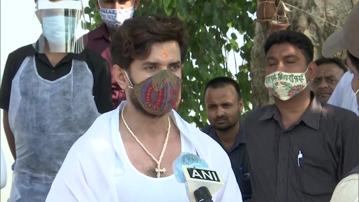 बीजेपी के गले क्यों पड़ रहे चिराग पासवान