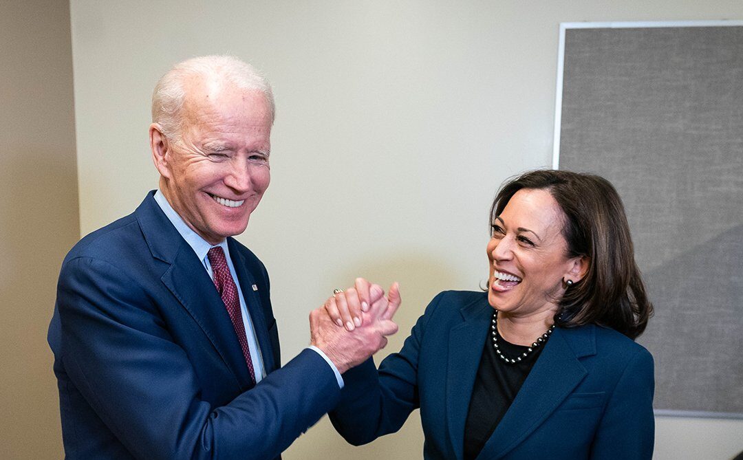 अमेरिका राष्ट्रपति चुनाव: बहुमत की तरफ बढ़ रहे बाइडेन, ट्रंप पिछड़े