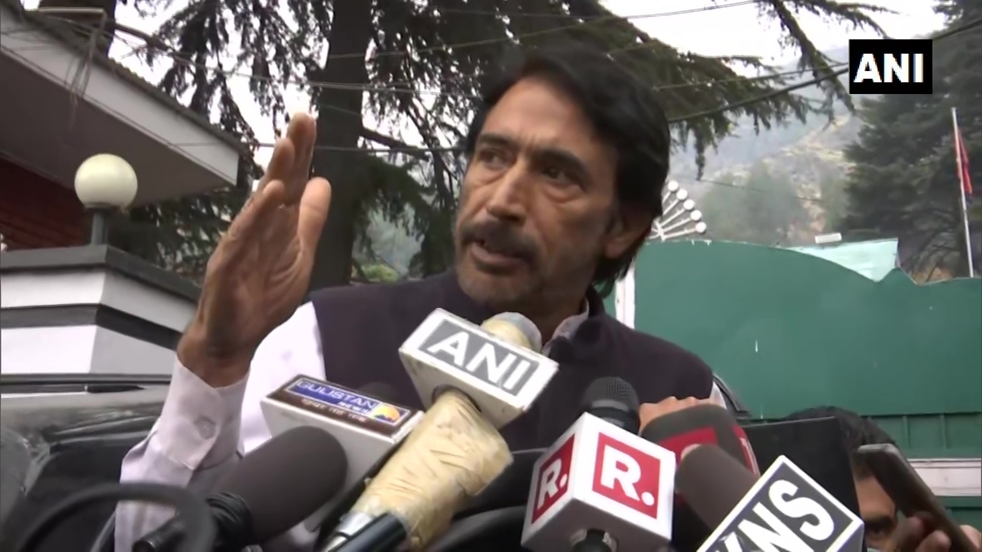 एकजुट हुए पीडीपी, नेशनल कांफ्रेंस और कांग्रेस, बीजेपी को उखाड़ फेंकने का संकल्प