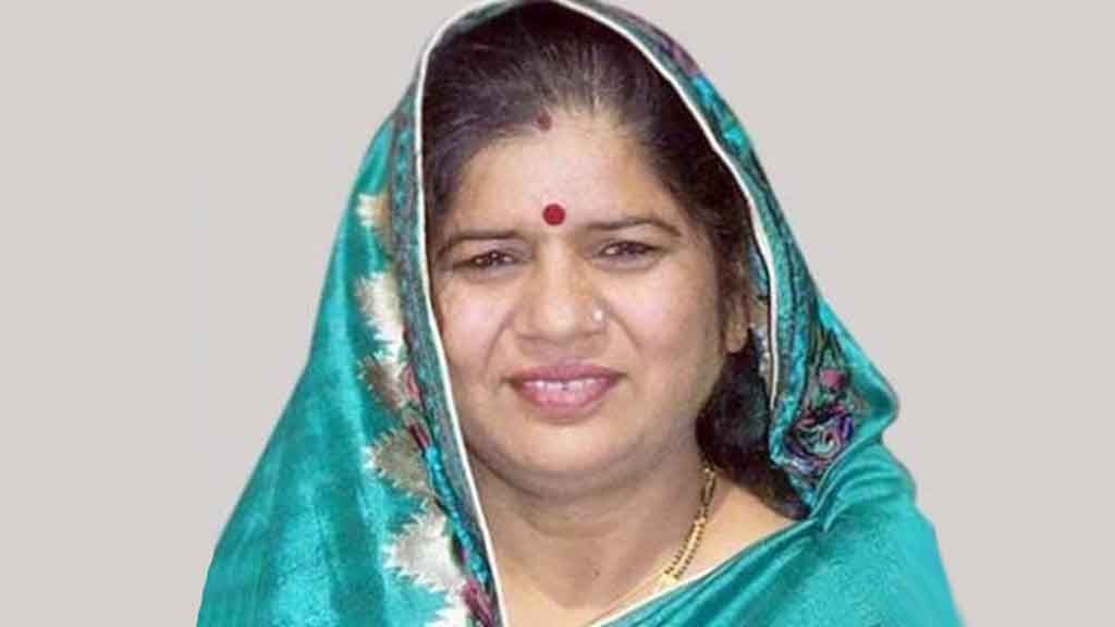 मध्य प्रदेश: आज प्रचार का अंतिम दिन, इमरती देवी पर चुनाव आयोग ने लगाई पाबंदी